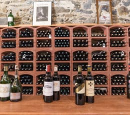 conservation de vin rouge et casier